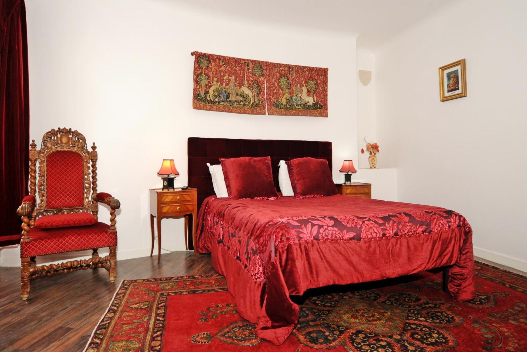 Hotel La Tour ซุลลี-ซูร์-ลัวร์ ภายนอก รูปภาพ