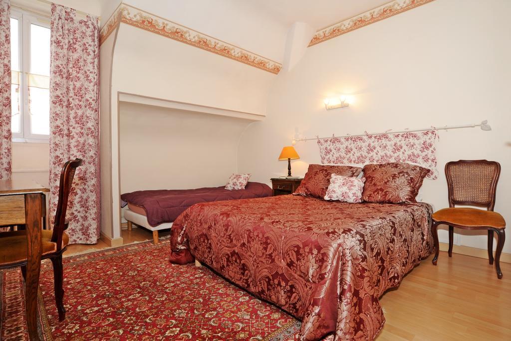 Hotel La Tour ซุลลี-ซูร์-ลัวร์ ห้อง รูปภาพ